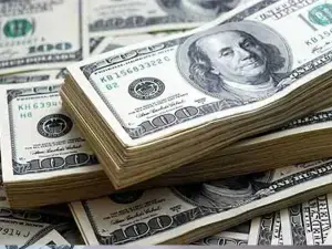 Dollar remains aloft as another Trump deadline looms Dollar remains aloft as another Trump deadline looms