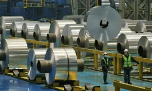 Aluminium gains as a UAE smelter faces prolonged repairs