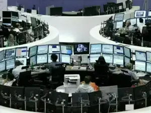 European shares pause after rally as US-Iran truce shows signs of strain