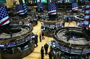 S&P 500, Nasdaq retreat as mounting US-Iran tensions dampen sentiment