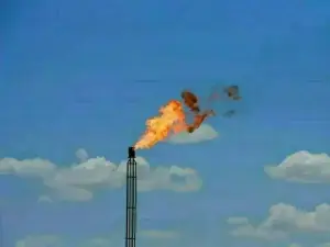 US natgas futures at two-week high on cooler weather view, near-record LNG flows