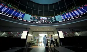 Major Gulf markets rise as investors weigh Iran stalemate, UAE OPEC exit April Major Gulf markets rise as investors weigh Iran stalemate, UAE OPEC exit April
