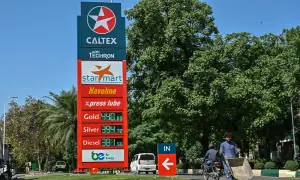 Pakistan govt hikes petrol price by Rs6.51, diesel by Rs19.39 per litre