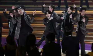 K-pop stars BTS draw 50,000-strong crowd in Mexico
