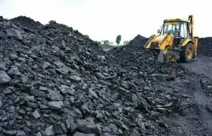 China coal imports fall 14% in April, customs data shows