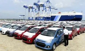 Sri Lanka raises tax on imported cars as ME crisis bites