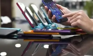 High mobile taxes slowing Pakistan’s digital growth, report warns