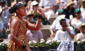 Glittering Osaka edges Jovic to prolong French Open run