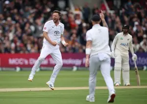 Rain frustrates England victory quest at Lord's