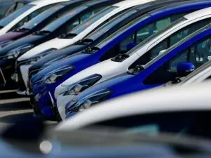 Tax on hybrid cars may stay unchanged: Up to 25pc sales tax on import of EVs likely Tax on hybrid cars may stay unchanged: Up to 25pc sales tax on import of EVs likely