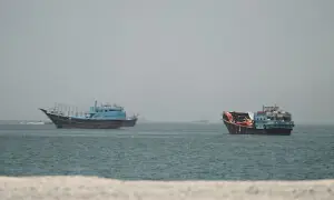 UN pauses Hormuz evacuation plan after ship attack