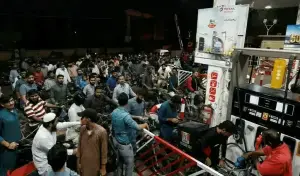 حکومت نے پیٹرولیم پرائسز اسٹیبلائزیشن فنڈ قائم کر دیا