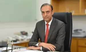 SBP chief sees Pakistan's current account in surplus for FY26