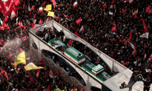 ایران کا خلیج میں امریکی فوجی ٹھکانوں پر حملوں کا دعویٰ، شہید علی خامنہ ای سپرد خاک