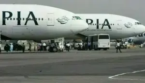 پی آئی اے کا بیڑا 60 طیاروں تک بڑھایا جائے گا، عارف حبیب