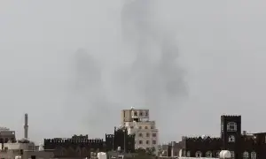 Houthis fire on Saudi oil sites in two ports