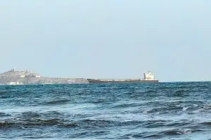Iran war spreads to Red Sea and Caspian, Gulf quiet as US forgoes strikes Iran war spreads to Red Sea and Caspian, Gulf quiet as US forgoes strikes