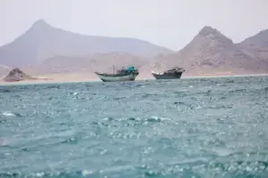حوثیوں کے حملوں کے بعد باب المندب میں بحری آمدورفت میں کمی