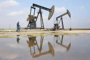 Oil falls more than $1 on greater flows despite US-Iran war Oil falls more than $1 on greater flows despite US-Iran war