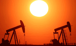 Oil steadies after US threatens to blockade Iran indefinitely