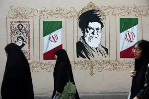 Trump warns of economic consequences for any country that supports Iran Trump warns of economic consequences for any country that supports Iran
