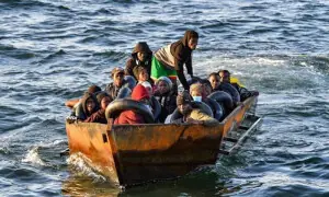 14 migrants missing after boat sinks off Tunisia coast 14 migrants missing after boat sinks off Tunisia coast