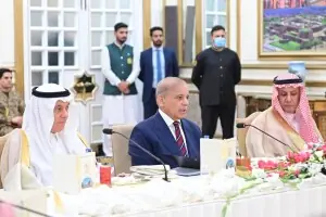 PM Shehbaz calls for deeper Pak-Saudi economic ties post Makkah Defence Pact