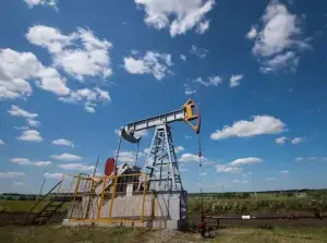 Oil falls as investors focus on Middle East supply Oil falls as investors focus on Middle East supply