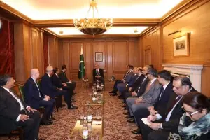 PM Shehbaz seeks greater investment in Pakistan from global financial giants