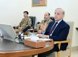 صنعتیں اپنی سمت درست کریں، برآمدات پر مبنی ترقی کیلئے کردار ادا کریں، وزیراعظم