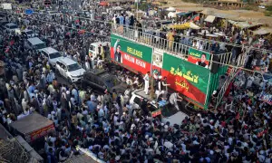 PTI long march moves towards Kohat after overnight stay in Karak