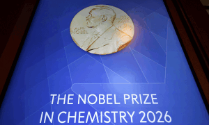 ہنری کاگان اور کینسو سوئی نے 2026 کا نوبیل انعام برائے کیمسٹری جیت لیا
