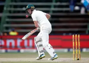 Record-breaking Renshaw puts Australia on top in Durban