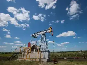Oil falls on hopes Russia-Ukraine energy ceasefire will boost supplies Oil falls on hopes Russia-Ukraine energy ceasefire will boost supplies