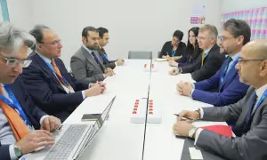 Aurangzeb holds financing talks with banks, UNDP on sidelines of IMF-World Bank meetings Aurangzeb holds financing talks with banks, UNDP on sidelines of IMF-World Bank meetings