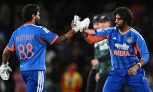 Late India charge seals thrilling second T20 win over New Zealand