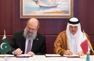 Pakistan seeks early signing of GCC free trade agreement in talks with Qatar