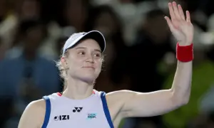 Rybakina withdraws from Tokyo quarter-finals with neck injury