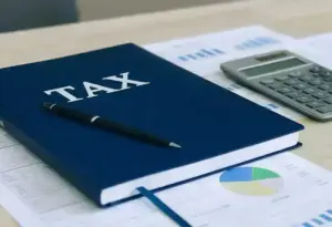 کمپنیوں کو ٹیکس گوشواروں کے ساتھ مالیاتی گوشوارے جمع کرانا لازمی قرار