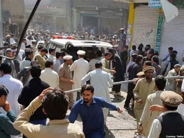 Bomb near mosque in Parachinar kills at least 22, wounds dozens