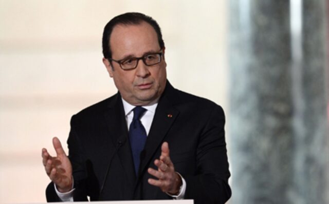 France's Hollande in Singapore at start of Asian tour