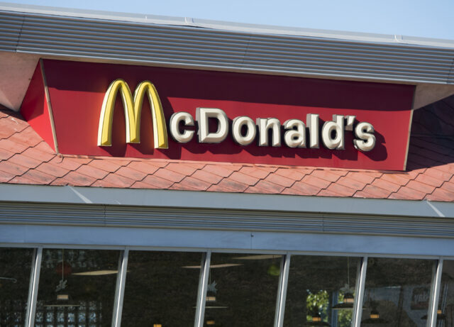 McDonald's to use fresh beef on some US burgers