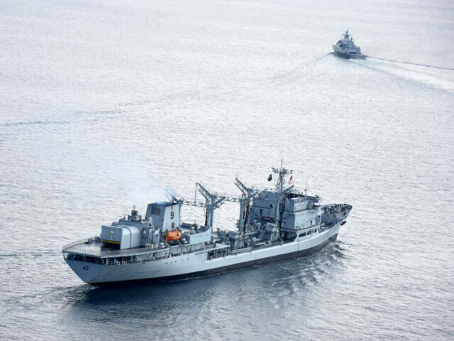 Pak-Malaysian navies conduct exercise in Malacca waters