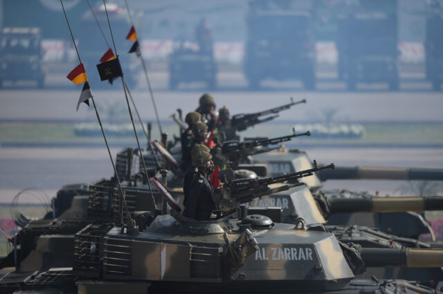 Amid deepening ties, Chinese troops join Pakistan Day parade