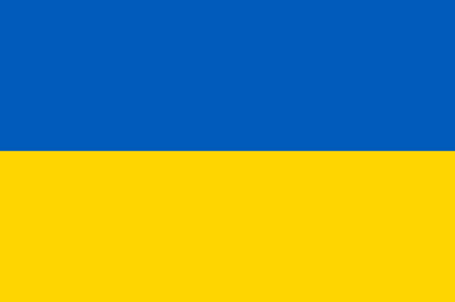 One dead after blasts at eastern Ukraine arms depot