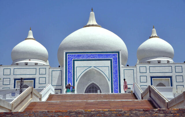Sindh Govt announces holiday to mark 38th anniversary of Bhutto