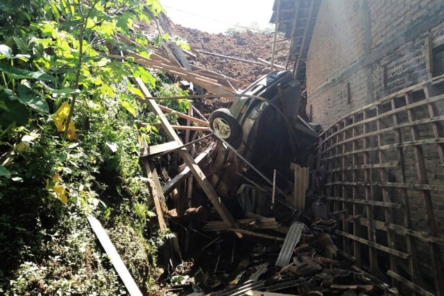 17 missing in Indonesia landslide