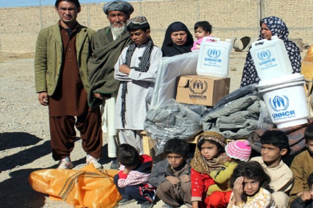 Over 380,000 Afghan Refugees return from Pakistan in 2016: UNHCR