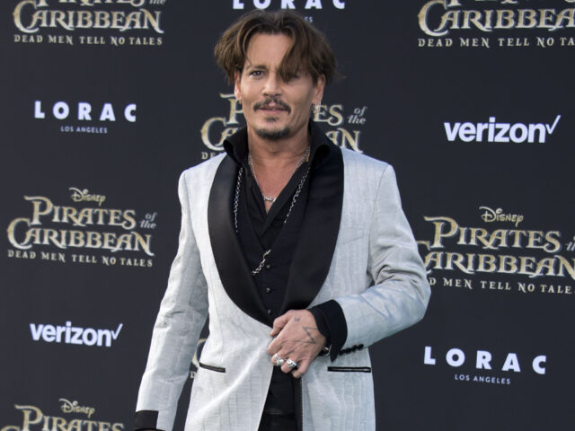 'Pirates of the Caribbean' sequel sails to top of box office 'Pirates of the Caribbean' sequel sails to top of box office