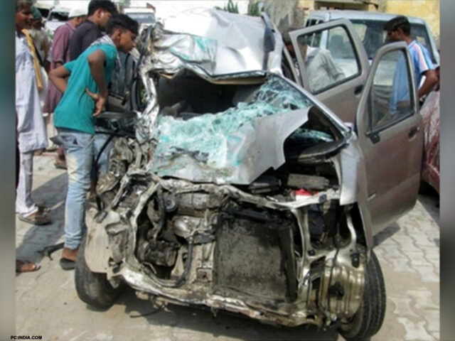 Indian actress lost her loved one in a car accident Indian actress lost her loved one in a car accident
